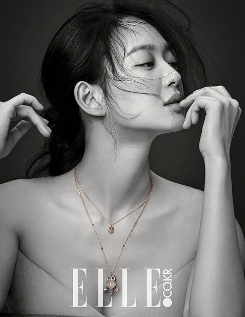 Shin Min Ah vai trần đầy cuốn hút - ảnh 14