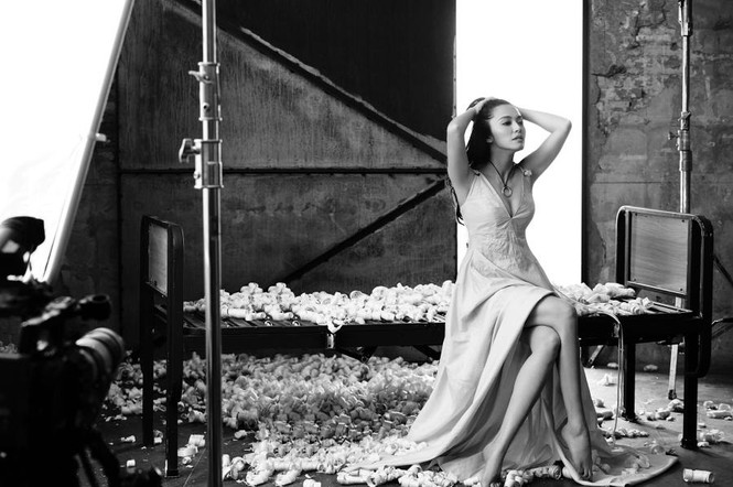 phim,bộ phim,nghệ sĩ,fan,showbiz,Angelina Jolie,nổi tiếng,bình chọn, Diêu Thần, Yao Chen, Phi thành vật nhiễu, Bão lửa, miệng rộng. phim cổ trang, Angelina Jolie Trung Quốc, chân dài - ảnh 8