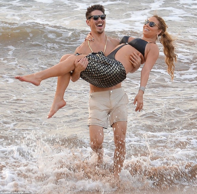 showbiz,nổi tiếng,nữ ca sĩ,dự định,diva,Mariah Carey,mối tình,tình nhân, tỉ phú James Packer, vũ công, phi công trẻ, Bryan Tanaka, nụ hôn - ảnh 4