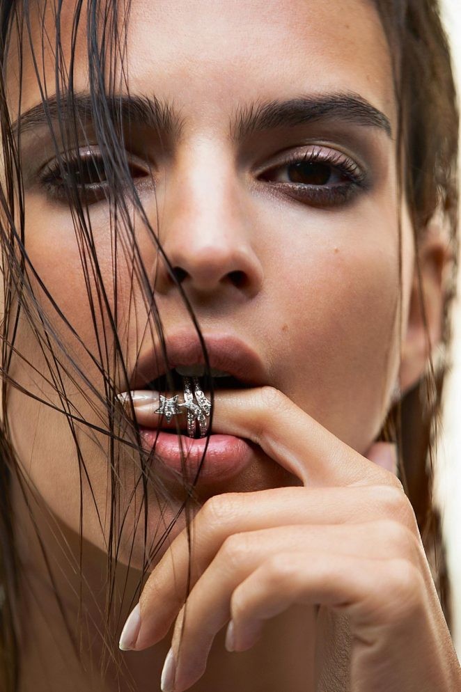 Emily Ratajkowski - ảnh 17