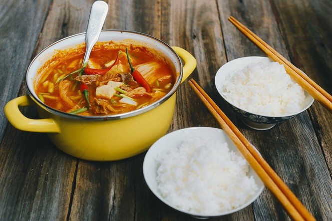 Các món canh ngon giữ nhiệt khi trời trở lạnh - ảnh 2
