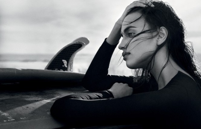 thời trang,siêu mẫu,người đẹp,vẻ đẹp,phong cách,tạp chí,gương mặt,Irina Shayk, Bradley Cooper, vòng eo con kiến, CR7, siêu mẫu xứ bạch dương - ảnh 11