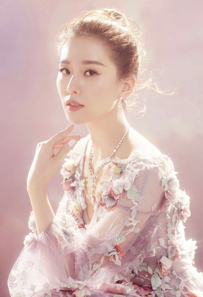Lưu Thi Thi đẹp mong manh tựa sương mai - ảnh 1