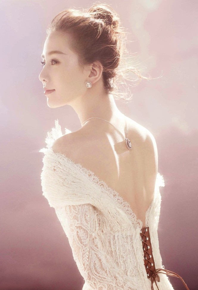 Lưu Thi Thi đẹp mong manh tựa sương mai - ảnh 2