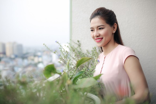 Hành trình từ quê nghèo của người phụ nữ quyền lực trong showbiz Việt - ảnh 1