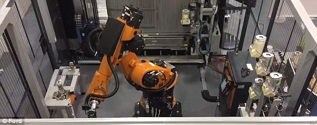 Ford thử nghiệm in 3D để sản xuất phụ tùng ô tô quy mô lớn - ảnh 4