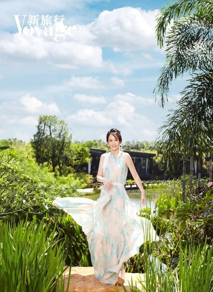 Mỹ nhân ‘Tiếu ngạo giang hồ’ tận hưởng những ngày hè rực nắng - ảnh 3