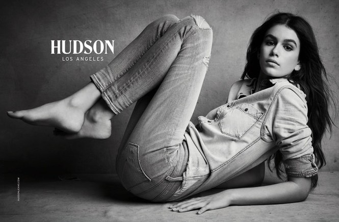 Con gái Cindy Crawford 16 tuổi đã sở hữu dáng vóc tuyệt đẹp - ảnh 2