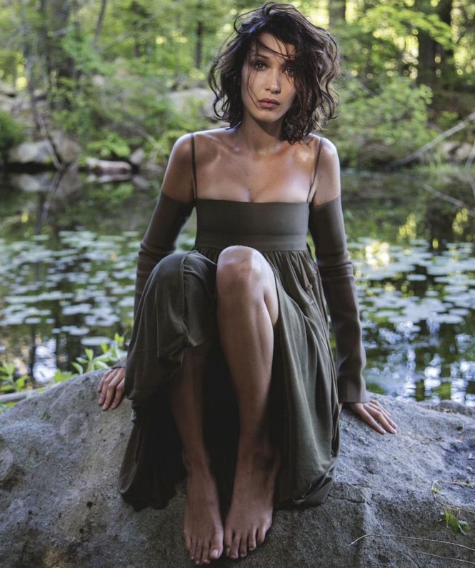 ‘Chân dài’ Bella Hadid sắc vóc quá đỗi gợi cảm - ảnh 28