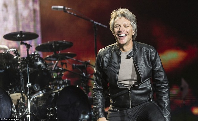Căn hộ triệu đô tiện nghi hiện đại của thủ lĩnh nhóm nhạc rock Bon Jovi - ảnh 1