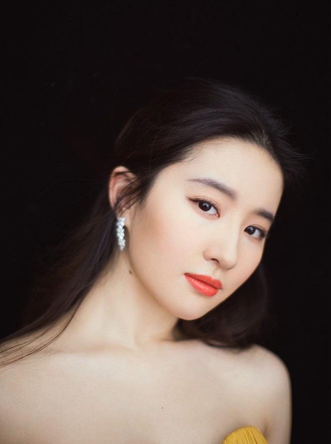 Dương Mịch, Lưu Diệc Phi xinh đẹp yêu kiều như công chúa - ảnh 1