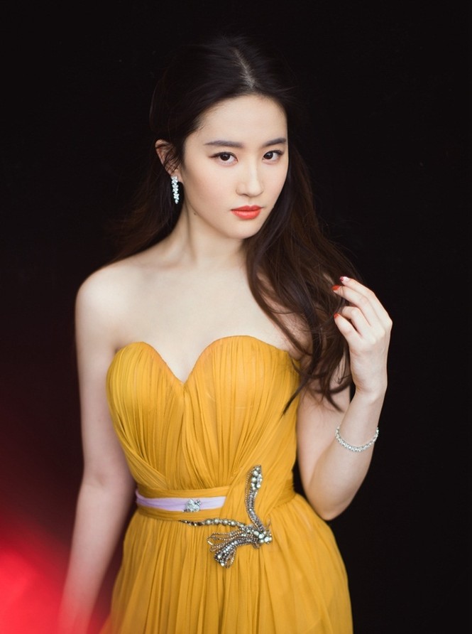 Dương Mịch, Lưu Diệc Phi xinh đẹp yêu kiều như công chúa - ảnh 2