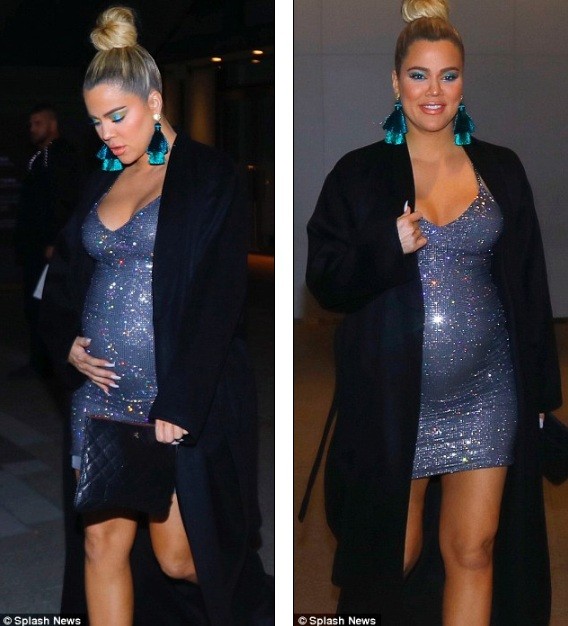 chị em nhà Kim Kardashian gợi cảm ở Tokyo - ảnh 7