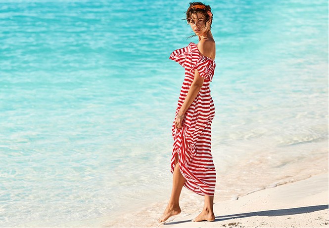 Dàn ‘chân dài’ đình đám diện bikini ‘thổi bay’ nắng hè - ảnh 13