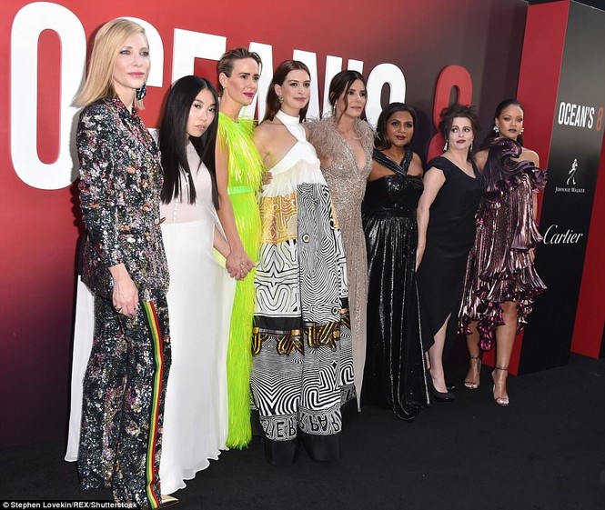 Mê đắm sắc vóc siêu quyến rũ của ‘chân dài’ Brazil Adriana Lima - ảnh 12