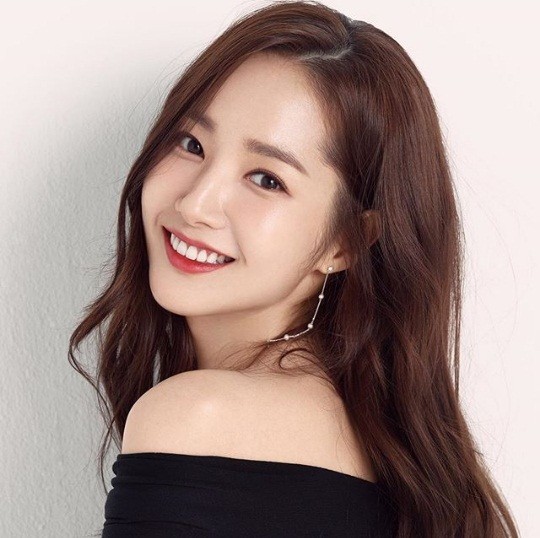Mê mẩn vẻ đẹp tuyệt sắc của ‘thư ký Kim’ Park Min Young - ảnh 14