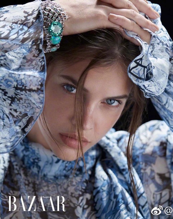 ‘Bông hồng’ Hungary Barbara Palvin tràn sức sống thanh xuân - ảnh 19