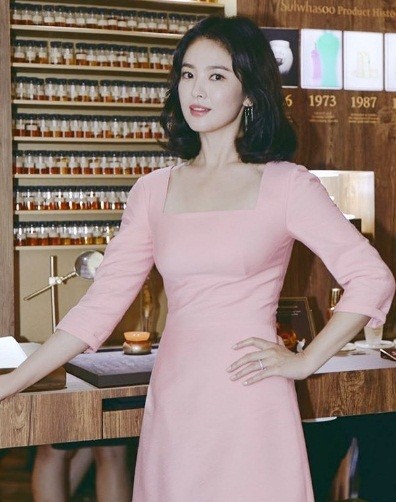 Ngưỡng mộ nhan sắc nữ thần không tì vết của Song Hye Kyo - ảnh 7