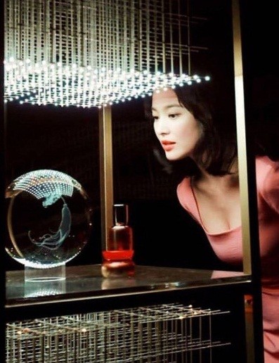 Ngưỡng mộ nhan sắc nữ thần không tì vết của Song Hye Kyo - ảnh 14