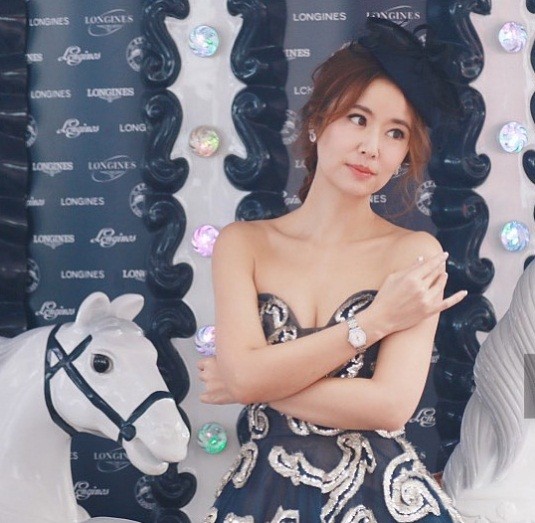 Lâm Tâm Như xinh đẹp quyến rũ không tì vết ở tuổi 42 - ảnh 6