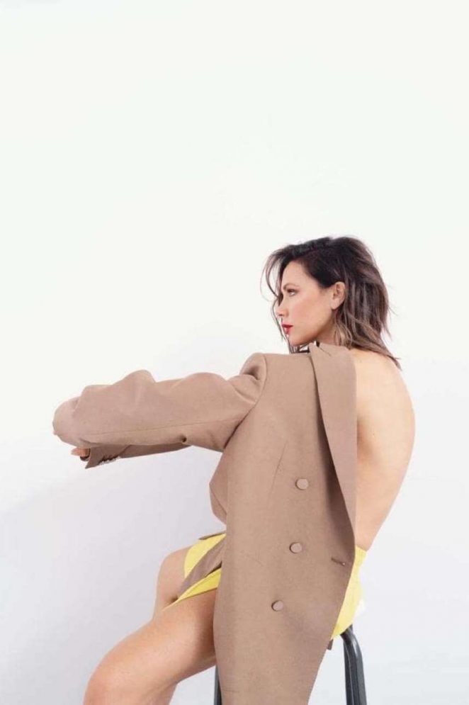 Victoria Beckham đẹp và gợi cảm ngỡ ngàng - ảnh 4