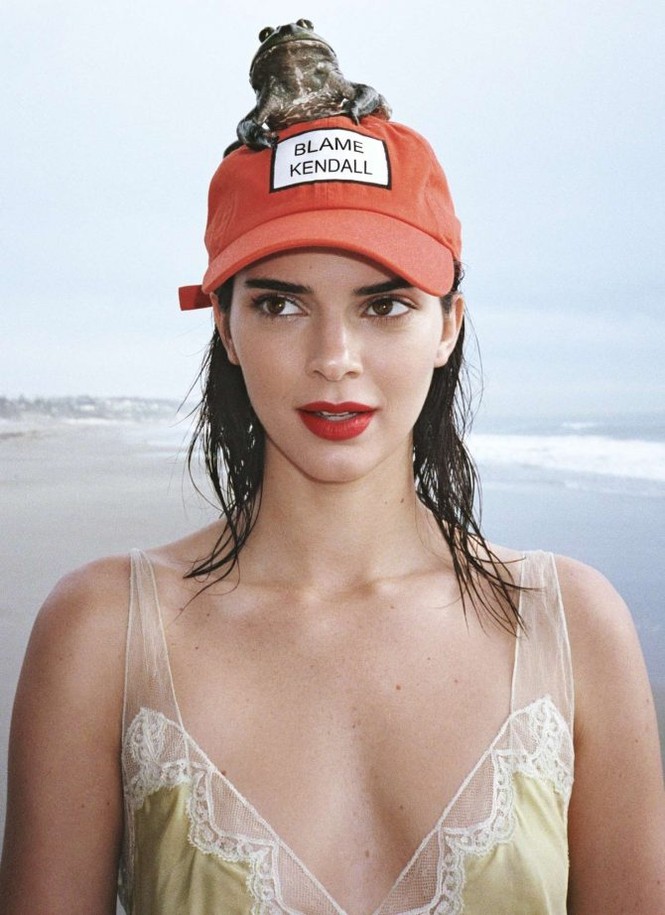 Ngắm sắc vóc cuốn hút của cô em siêu mẫu nhà Kim Kardashian - ảnh 18