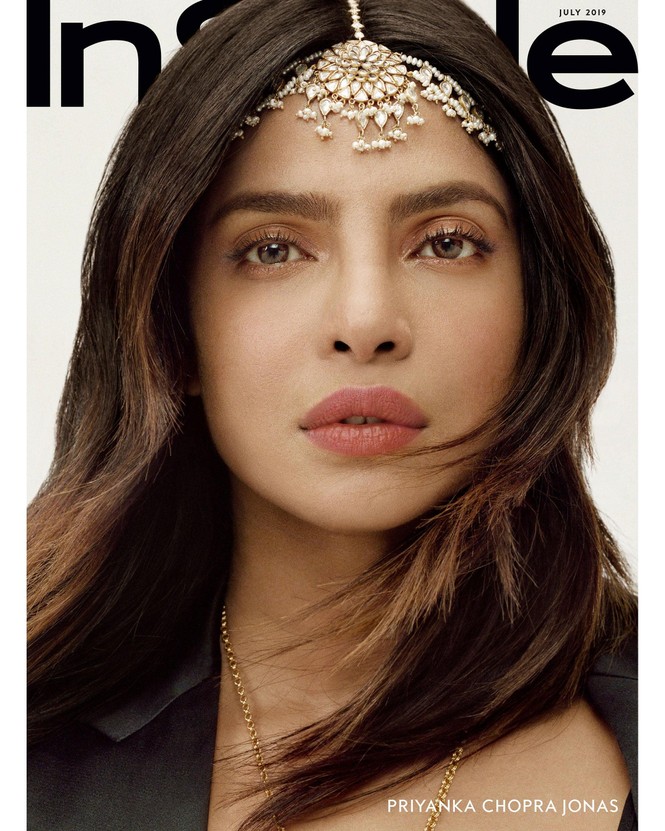Mỹ nhân Ấn Độ Priyanka Chopra khoe tấm lưng trần không tì vết - ảnh 6