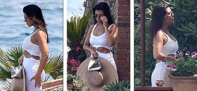 Mê mẩn dáng vóc nóng bỏng của chị cả 40 tuổi nhà Kim Kardashian - ảnh 6