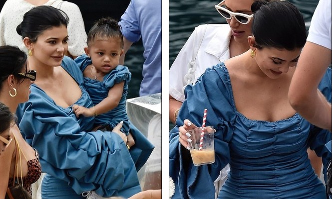 Dàn mỹ nhân nhà Kardashian: Cô út gợi cảm, mẹ ruột U70 váy hoa trẻ trung - ảnh 5