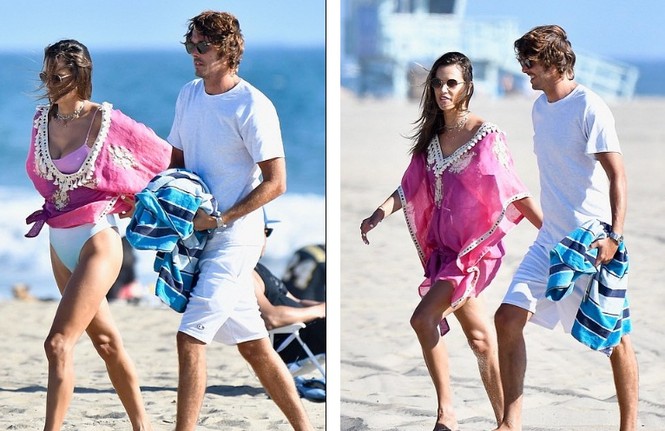 'Nữ thần áo tắm' Alessandra Ambrosio tình tứ hôn bạn trai trên biển - ảnh 13
