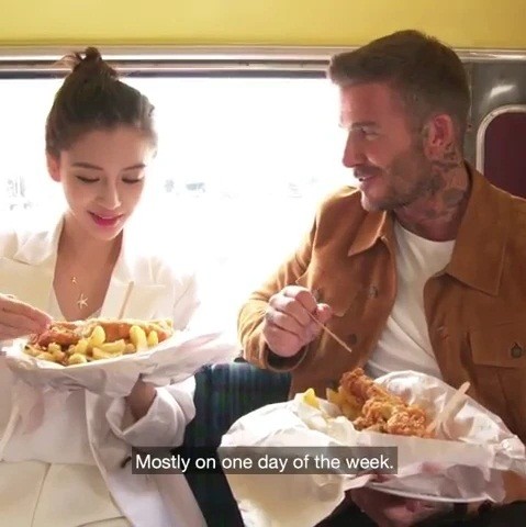 David Beckham tươi hết cỡ bên 'cô dâu' xinh đẹp Angelababy - ảnh 8
