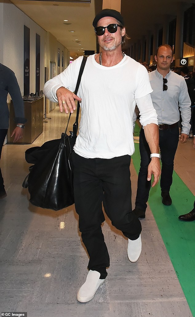 Maddox lần đầu lên tiếng về tin đồn bất hòa với bố nuôi Brad Pitt - ảnh 12