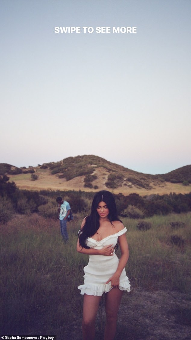Em út tỉ phú nhà Kardashian nóng bỏng trên Playboy - ảnh 6