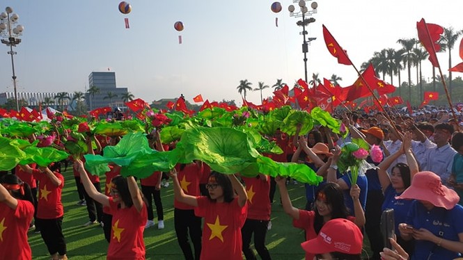 Rực rỡ sắc màu tại điểm cầu Olympia Nghệ An - ảnh 5