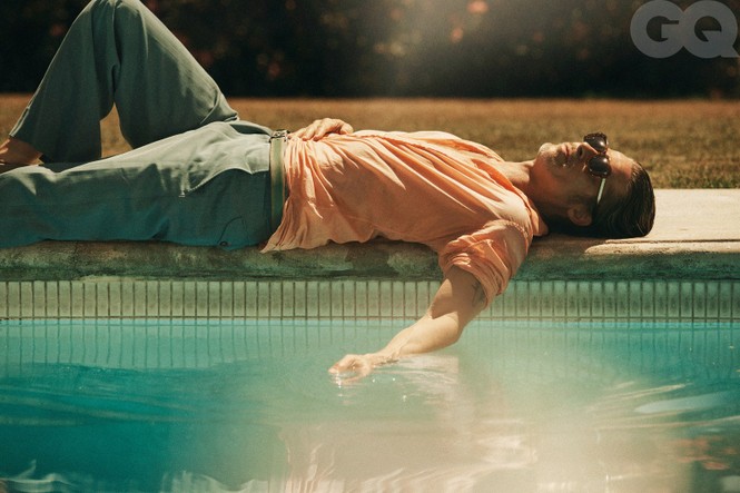 Brad Pitt U60 phong độ bụi phủi hút hồn phái đẹp - ảnh 6