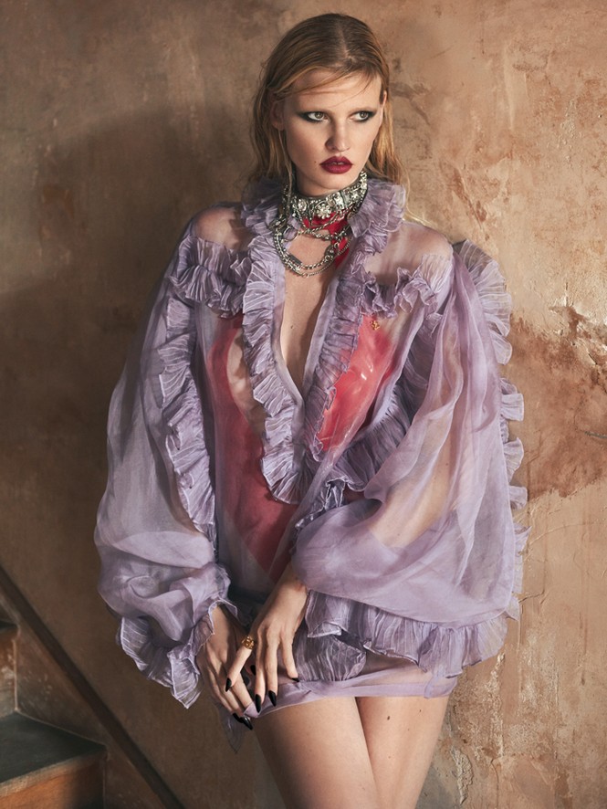 Mỹ nhân 'ngực khủng' Lara Stone táo bạo quyến rũ hút hồn - ảnh 6