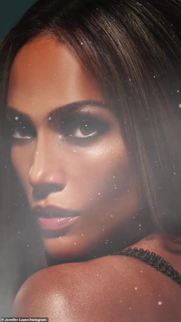 Jennifer Lopez 50 tuổi táo bạo khỏa thân trên bìa single mới - ảnh 4