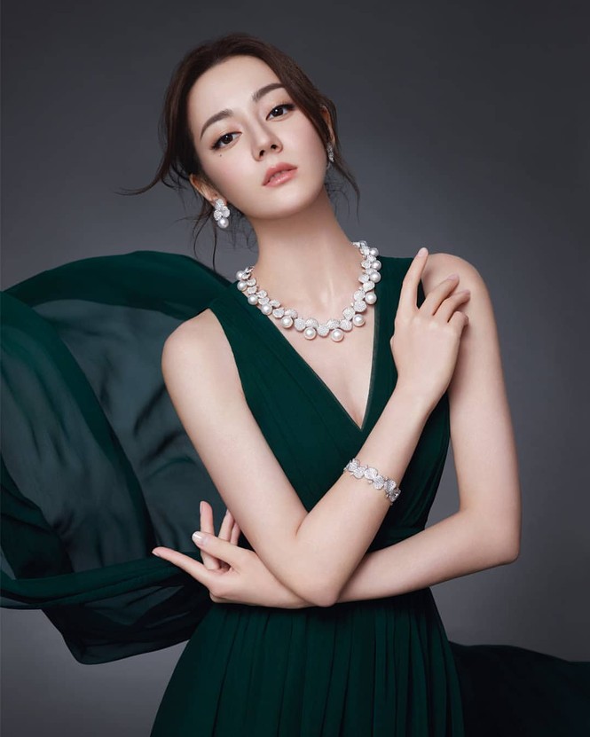 Mỹ nhân Tân Cương ngực đầy dáng thon đẹp xuất sắc - ảnh 31
