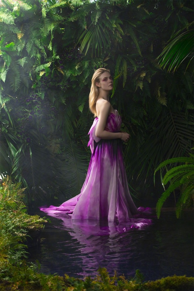 'Tiên hắc ám' Angelina Jolie đọ sắc nàng thơ 9x Elle Fanning - ảnh 28