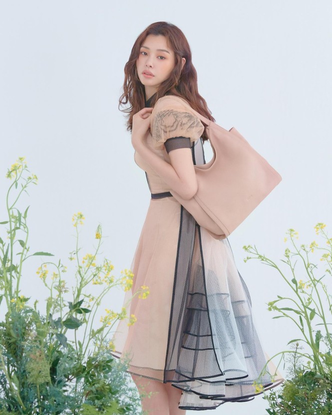Hoa hậu Hàn Quốc Honey Lee U40 ngày càng đẹp rực rỡ - ảnh 29