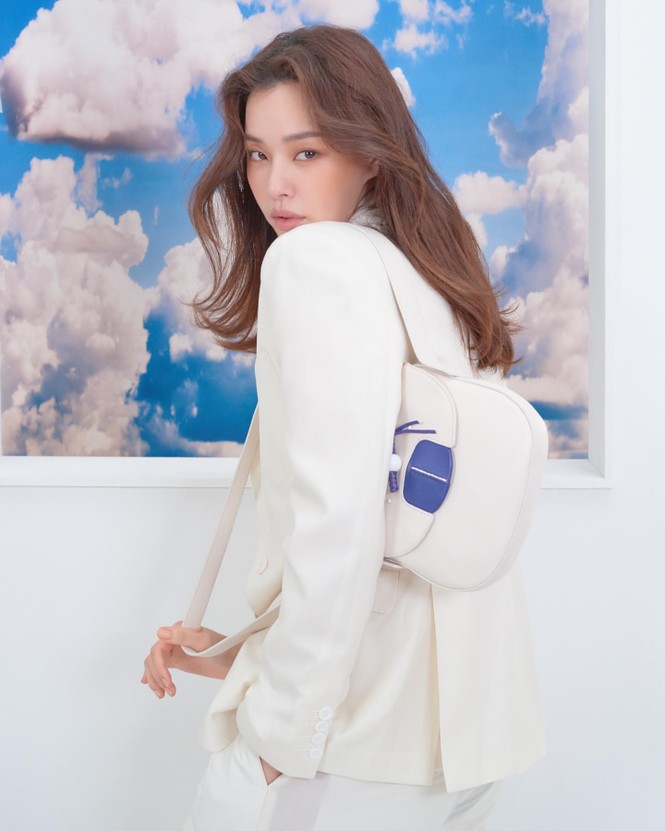 Hoa hậu Hàn Quốc Honey Lee U40 ngày càng đẹp rực rỡ - ảnh 26