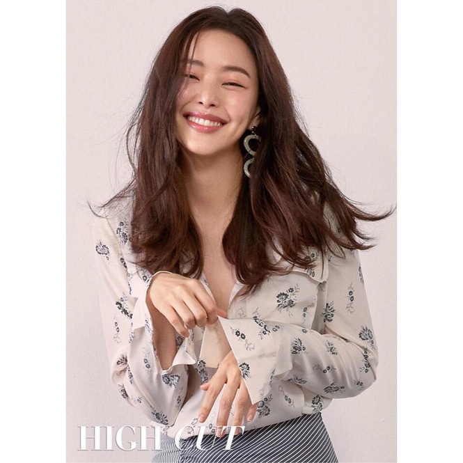 Hoa hậu Hàn Quốc Honey Lee U40 ngày càng đẹp rực rỡ - ảnh 21