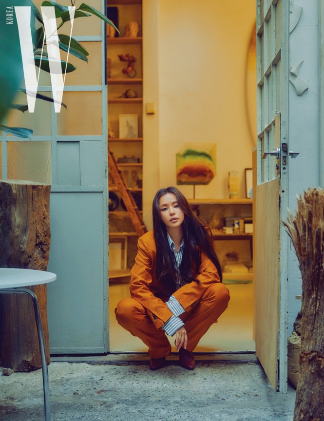 Hoa hậu Hàn Quốc Honey Lee U40 ngày càng đẹp rực rỡ - ảnh 17