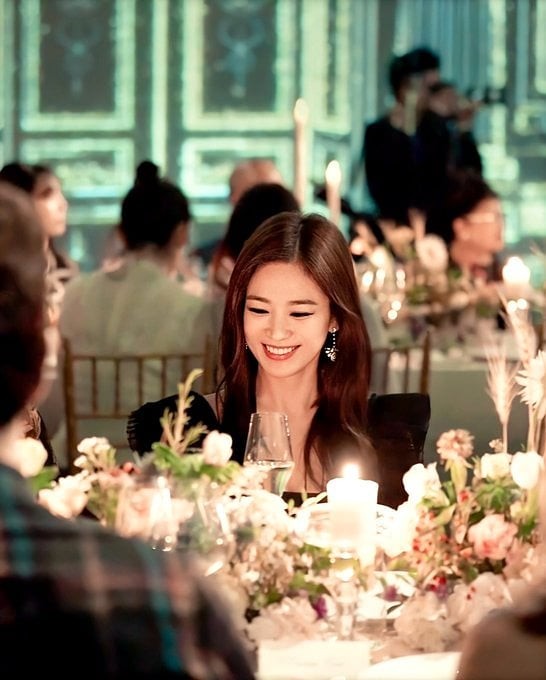 Song Hye Kyo quá đẹp với nhan sắc đỉnh cao trong ảnh đen trắng - ảnh 10