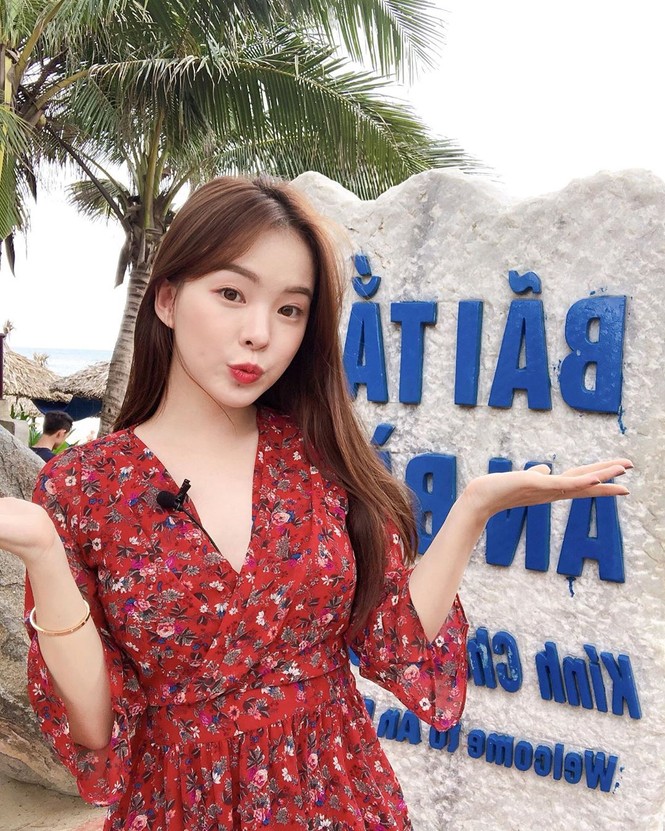 Người mẫu nội y xứ Hàn xinh tươi giữa biển trời Phú Quốc - ảnh 8