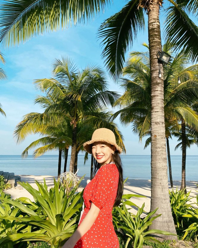Người mẫu nội y xứ Hàn xinh tươi giữa biển trời Phú Quốc - ảnh 3