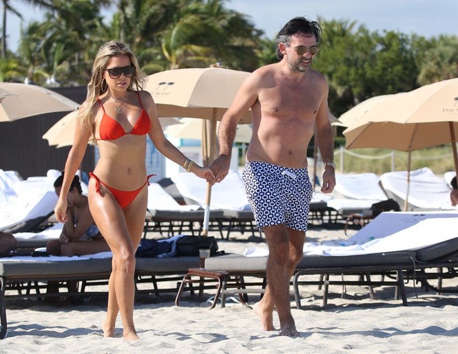 Sylvie Meis thả dáng nóng bỏng bên bạn trai ở Miami - ảnh 6