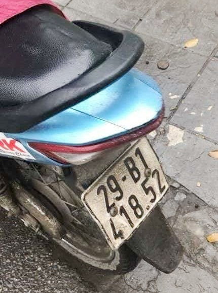 Đi 8 km, nữ hành khách bị xe ôm chặt chém 500 nghìn đồng - ảnh 1