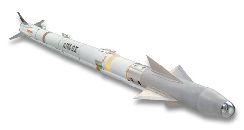 F-35 phô diễn khả năng bắn tên lửa hồng ngoại - ảnh 1