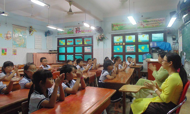 Thưởng Tết giáo viên: Nơi nghìn đô, nơi chỉ tờ lịch - ảnh 1
